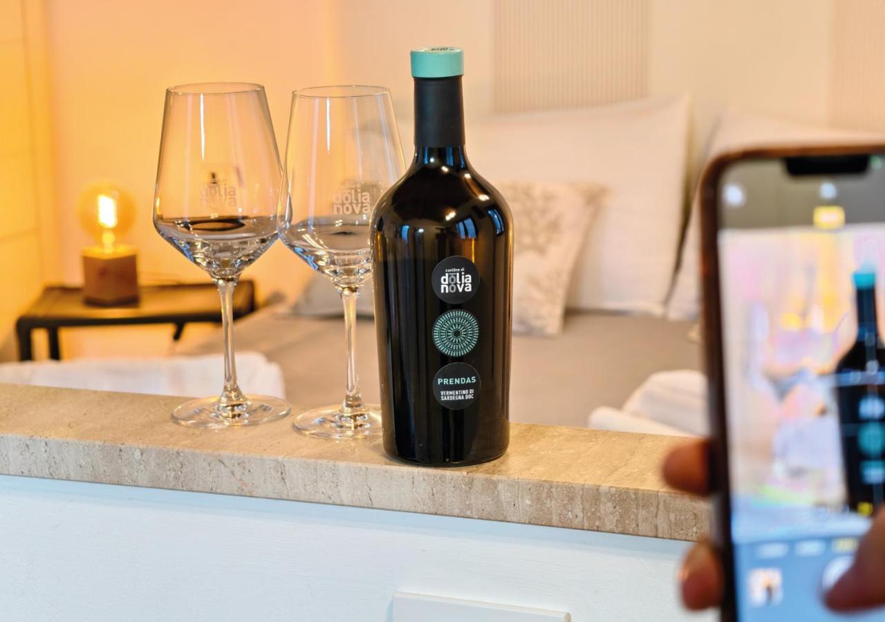 Oidu - Cagliari Suites Екстериор снимка