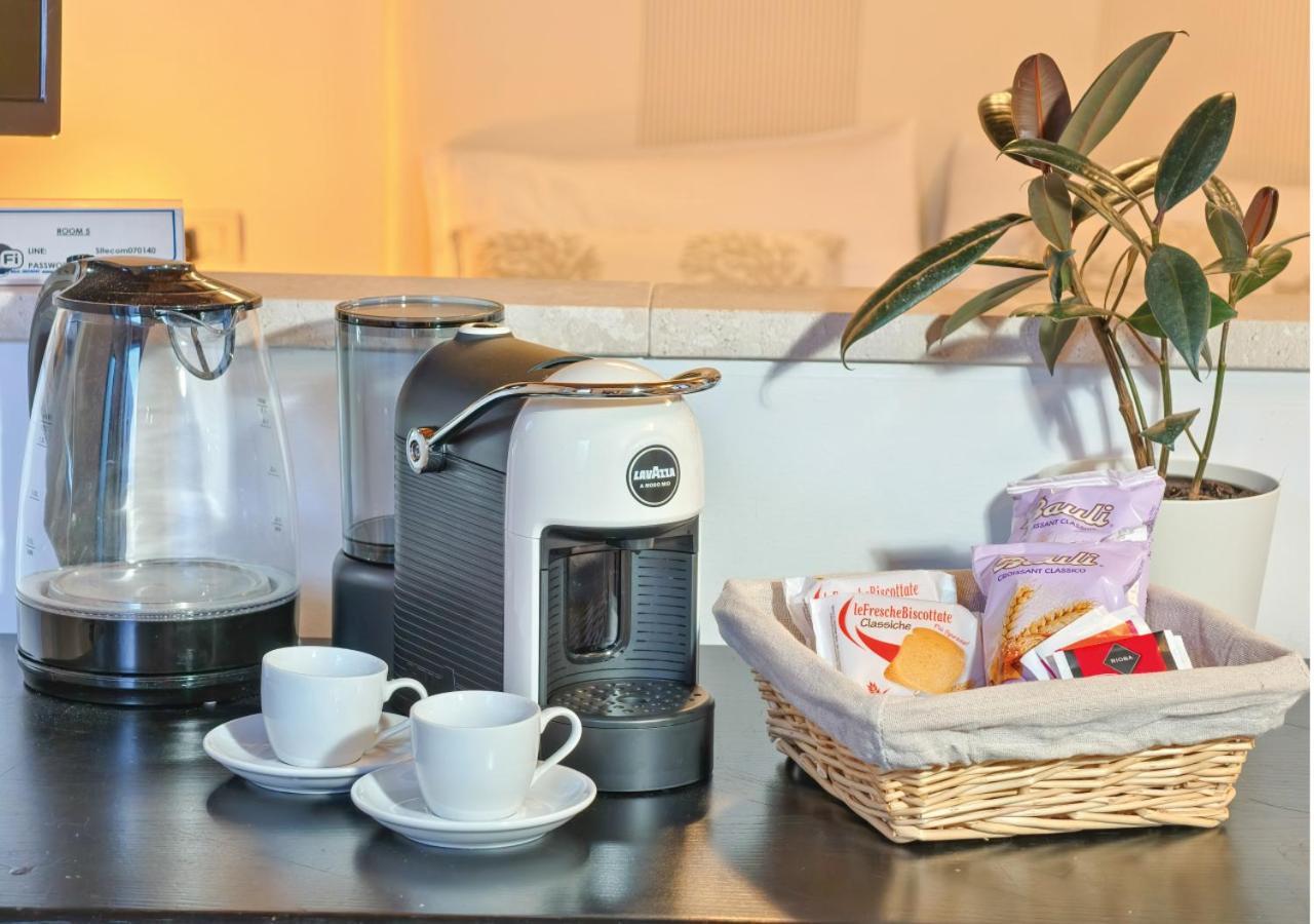 Oidu - Cagliari Suites Екстериор снимка